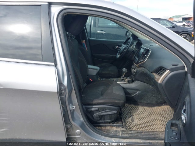 1C4PJMCSXGW173872 Jeep Cherokee Latitude