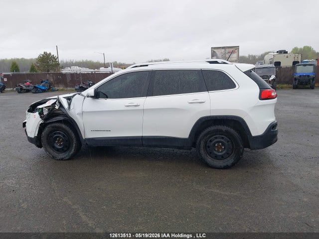 Продажа на аукционе авто 2014 Jeep Cherokee Latitude, vin: 1C4PJMCB9EW323211, номер лота: 12613513