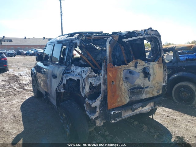 SALEJ7RX3N2076733 Land Rover Defender 110 S