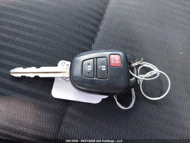 12613528 :رقم المزاد ، 2T3ZFREV8HW371591 vin ، 2017 Toyota Rav4 Le مزاد بيع