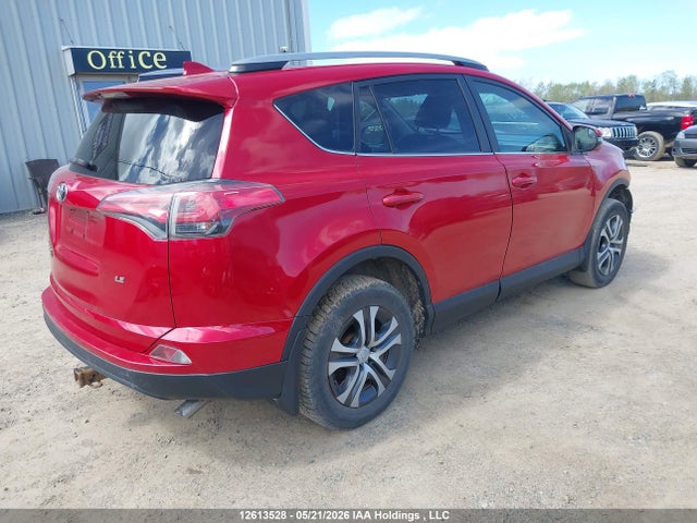 12613528 :رقم المزاد ، 2T3ZFREV8HW371591 vin ، 2017 Toyota Rav4 Le مزاد بيع