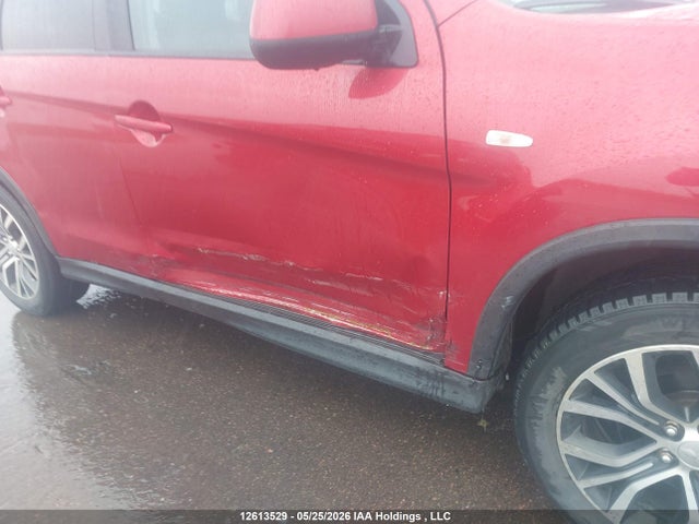 Продаж на аукціоні авто 2018 Mitsubishi Rvr Se Limited/gt, vin: JA4AJ4AW5JU602232, номер лоту: 12613529