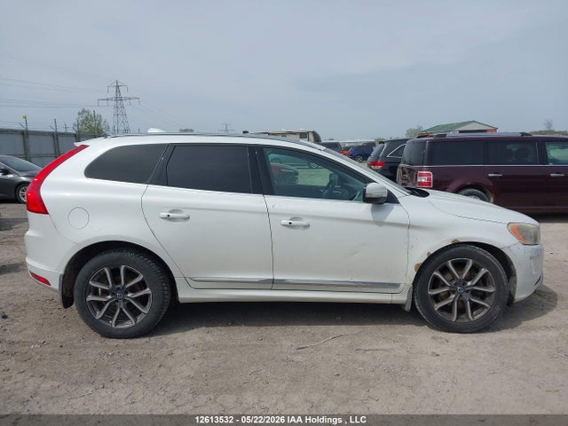 Aukcja sprzedaży 2016 Volvo Xc60 T5 Special Edition Premier, vin: YV4612RK6G2897070, numer aukcji: 12613532