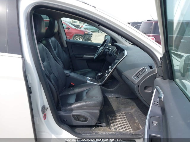 Aukcja sprzedaży 2016 Volvo Xc60 T5 Special Edition Premier, vin: YV4612RK6G2897070, numer aukcji: 12613532