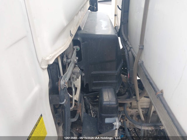 Isuzu NRR 2022 JALE5W164N7301560 Image 6