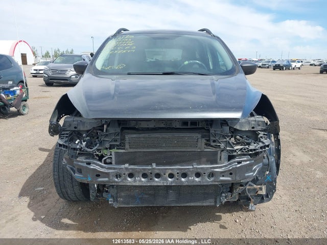 12613583 :رقم المزاد ، 1FMCU9GDOJUB89446 vin ، 2018 Ford Escape Se مزاد بيع