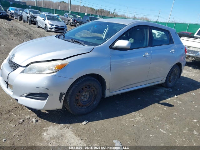 12613596 :رقم المزاد ، 2T1KE40E39C002728 vin ، 2009 Toyota Matrix Xr مزاد بيع