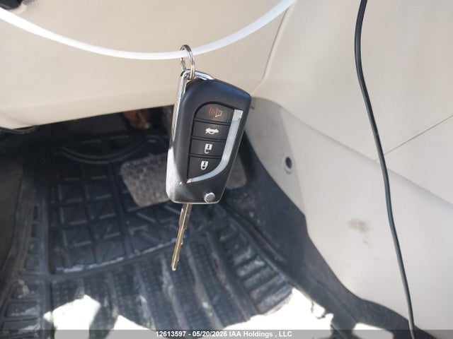 2013 Ford Fiesta Se მანქანა იყიდება აუქციონზე, vin: 3FADP4BJ2DM130204, აუქციონის ნომერი: 12613597