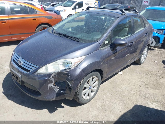 2013 Ford Fiesta Se მანქანა იყიდება აუქციონზე, vin: 3FADP4BJ2DM130204, აუქციონის ნომერი: 12613597