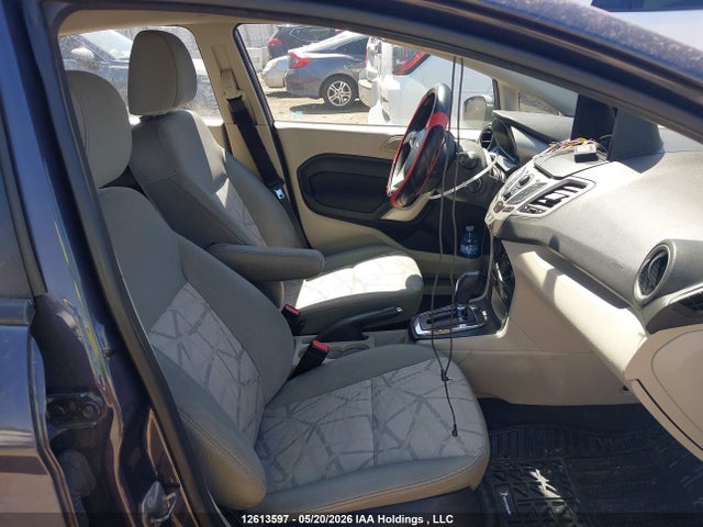 2013 Ford Fiesta Se მანქანა იყიდება აუქციონზე, vin: 3FADP4BJ2DM130204, აუქციონის ნომერი: 12613597