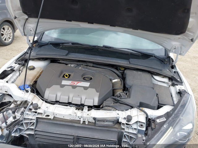 2016 Ford Focus St St მანქანა იყიდება აუქციონზე, vin: 1FADP3L93GL327161, აუქციონის ნომერი: 12613602