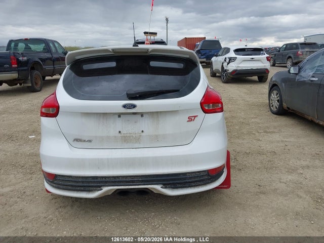 2016 Ford Focus St St მანქანა იყიდება აუქციონზე, vin: 1FADP3L93GL327161, აუქციონის ნომერი: 12613602
