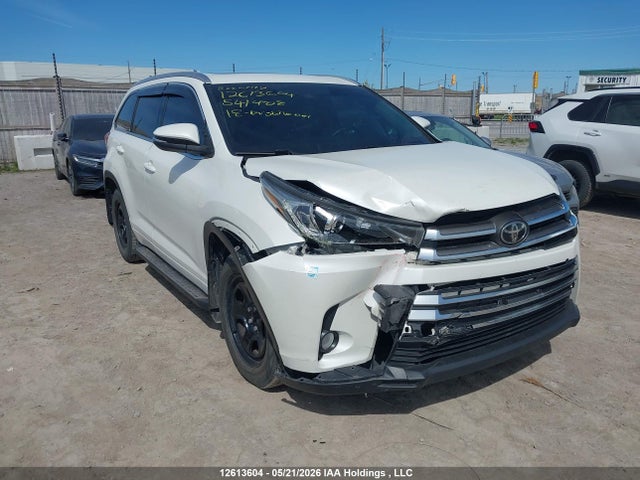 5TDJZRFH3JS541408 Toyota Highlander Xle
