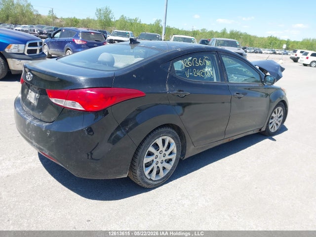 2013 Hyundai Elantra Gls/limited მანქანა იყიდება აუქციონზე, vin: 5NPDH4AE6DH242988, აუქციონის ნომერი: 12613615