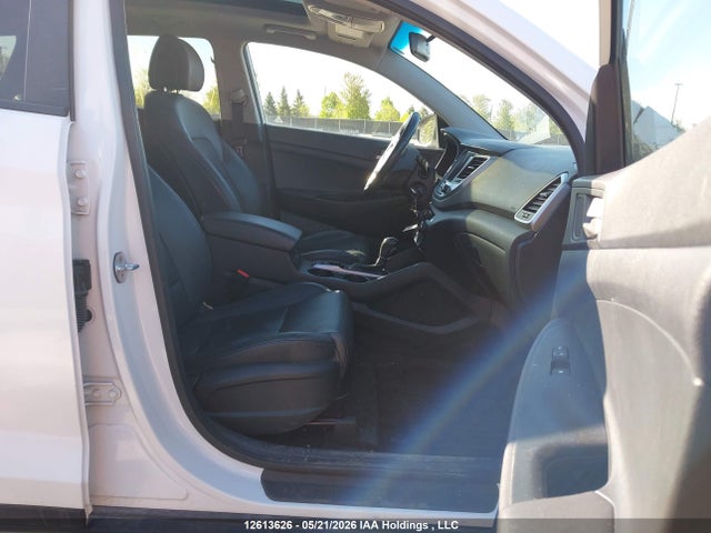 KM8J33A45JU609167 Hyundai Tucson Limited/sport And Eco/se