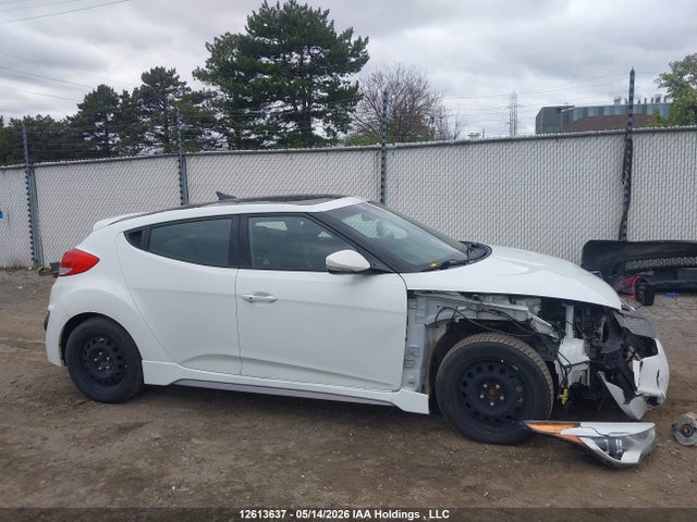 Auction sale of the 2016 Hyundai Veloster Turbo, vin: KMHTC6AE0GU251942, lot number: 12613637