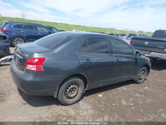 12613640 :رقم المزاد ، JTDBT4K32B1410536 vin ، 2011 Toyota Yaris مزاد بيع