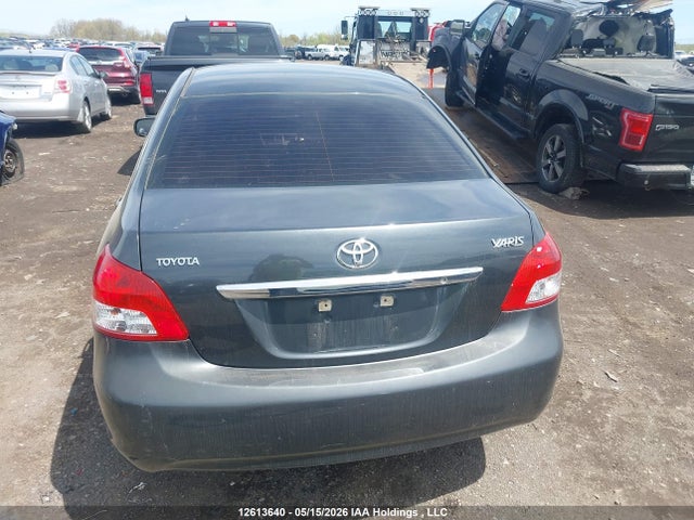 12613640 :رقم المزاد ، JTDBT4K32B1410536 vin ، 2011 Toyota Yaris مزاد بيع