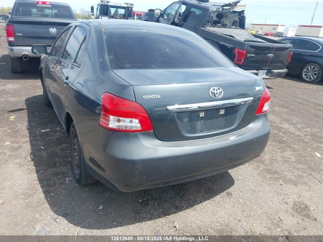 12613640 :رقم المزاد ، JTDBT4K32B1410536 vin ، 2011 Toyota Yaris مزاد بيع