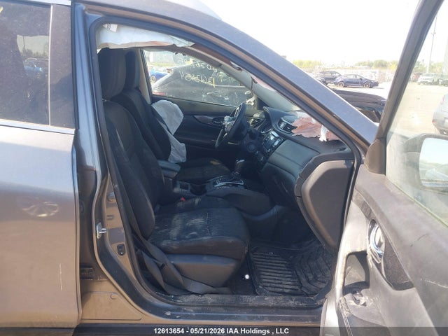 Продаж на аукціоні авто 2017 Nissan Rogue S/sl Platinum/sv, vin: 5N1AT2MV4HC750911, номер лоту: 12613654