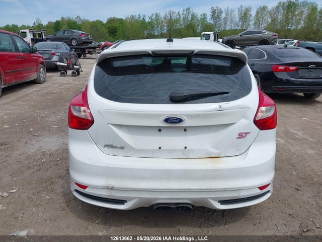Ford Focus 2014 1FADP3L92EL319940 Image 16