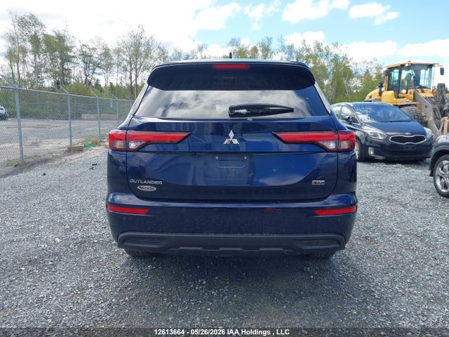 JA4J4UA84RZ635181 Mitsubishi Outlander Es