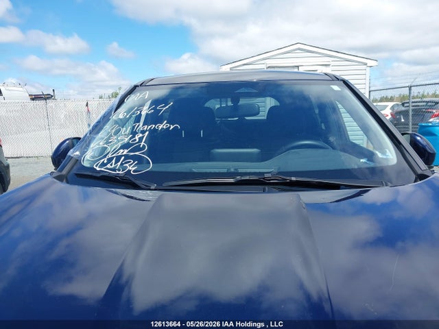 JA4J4UA84RZ635181 Mitsubishi Outlander Es