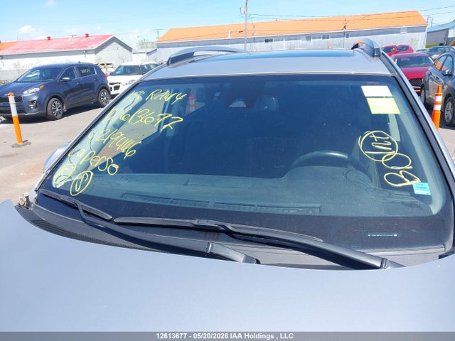 12613677 :رقم المزاد ، JTMRJREV5JD219446 vin ، 2018 Toyota Rav4 Hv Le Plus/xle مزاد بيع