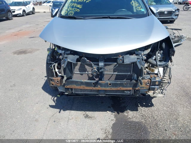 12613677 :رقم المزاد ، JTMRJREV5JD219446 vin ، 2018 Toyota Rav4 Hv Le Plus/xle مزاد بيع