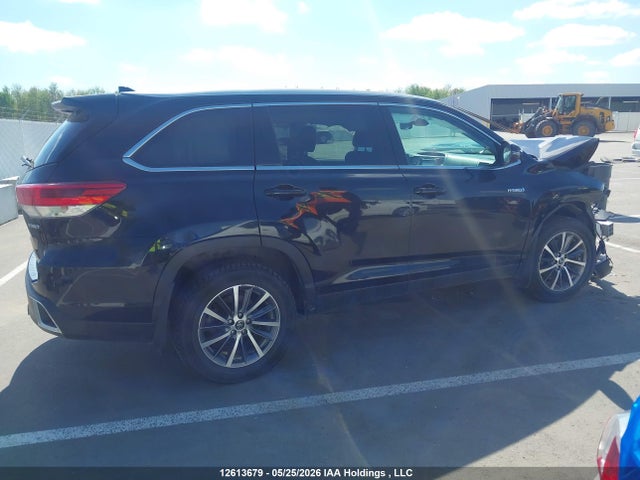 5TDJGRFH0KS053511 Toyota Highlander Hybrid Xle