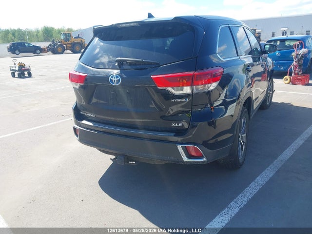 5TDJGRFH0KS053511 Toyota Highlander Hybrid Xle