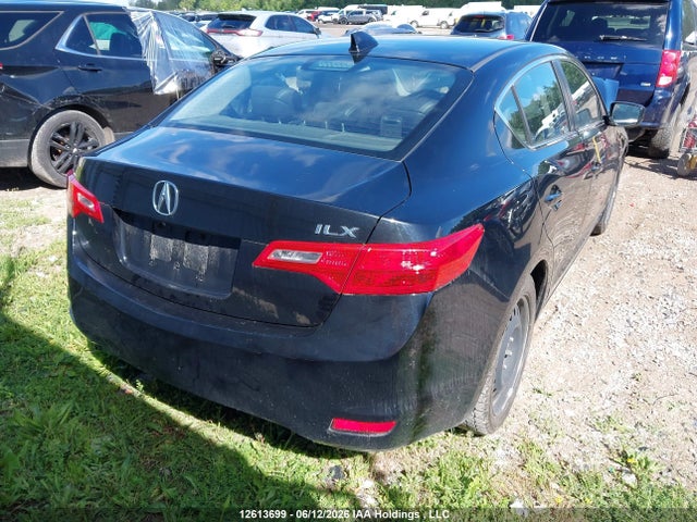19VDE1F51FE400413 Acura Ilx Premium Package