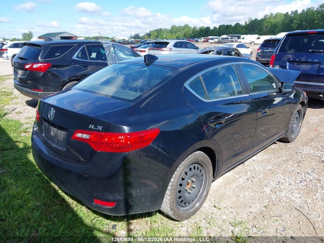 19VDE1F51FE400413 Acura Ilx Premium Package