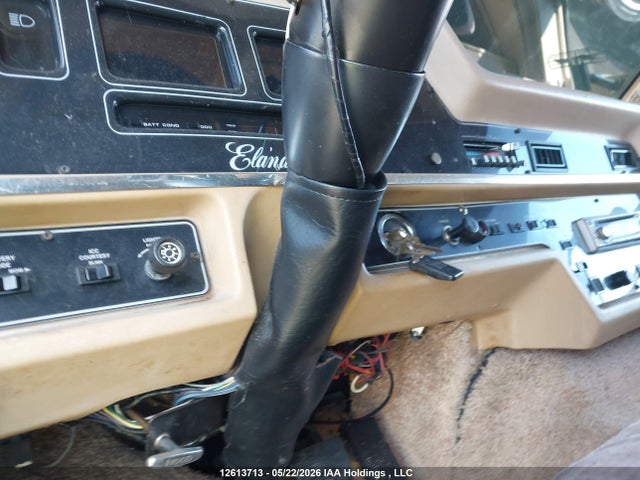 12613713 :رقم المزاد ، 1GBKP37W8K3312945 vin ، 1989 Chevrolet P30 مزاد بيع