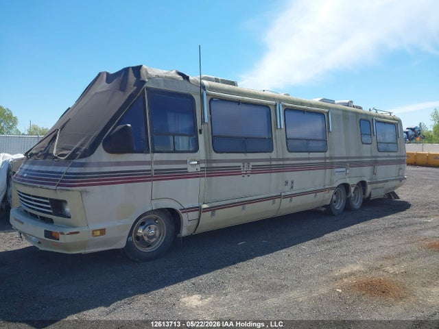 12613713 :رقم المزاد ، 1GBKP37W8K3312945 vin ، 1989 Chevrolet P30 مزاد بيع