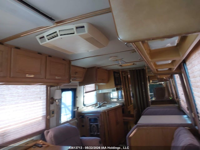 12613713 :رقم المزاد ، 1GBKP37W8K3312945 vin ، 1989 Chevrolet P30 مزاد بيع
