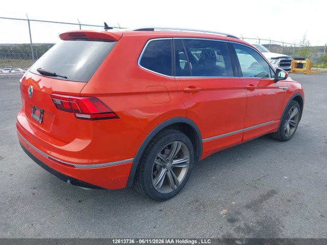 Продажа на аукционе авто 2019 Volkswagen Tiguan Highline, vin: 3VV4B7AX2KM018033, номер лота: 12613736