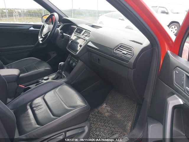Продажа на аукционе авто 2019 Volkswagen Tiguan Highline, vin: 3VV4B7AX2KM018033, номер лота: 12613736