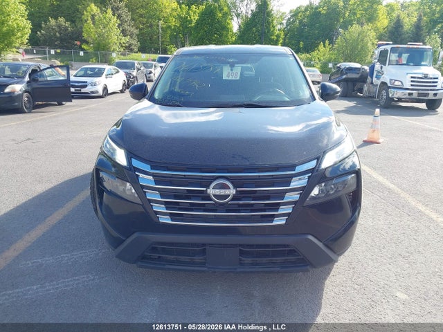 2024 Nissan Rogue S მანქანა იყიდება აუქციონზე, vin: JN8BT3AB8RW447742, აუქციონის ნომერი: 12613751