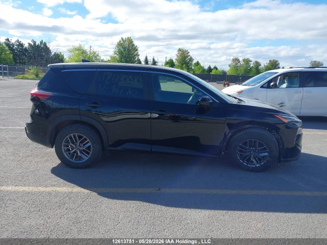 2024 Nissan Rogue S მანქანა იყიდება აუქციონზე, vin: JN8BT3AB8RW447742, აუქციონის ნომერი: 12613751