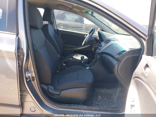 KMHCT5AE8GU250287 Hyundai ACCENT SE