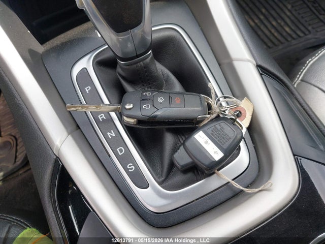 3FA6P0HDXER370513 Ford FUSION SE