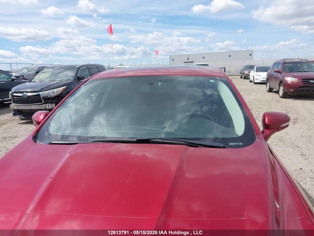 3FA6P0HDXER370513 Ford FUSION SE