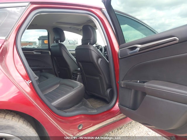 3FA6P0HDXER370513 Ford FUSION SE