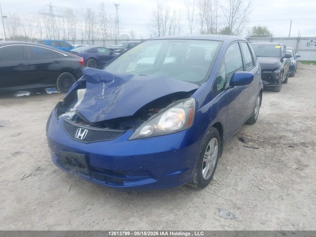 2014 Honda Fit Lx მანქანა იყიდება აუქციონზე, vin: LUCGE8H52E3001926, აუქციონის ნომერი: 12613799