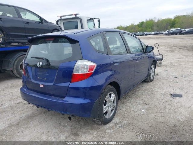 2014 Honda Fit Lx მანქანა იყიდება აუქციონზე, vin: LUCGE8H52E3001926, აუქციონის ნომერი: 12613799