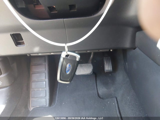 1FMCU9DZ1MUA40855 Ford Escape Titanium