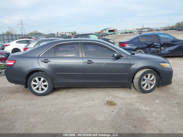 Aukcja sprzedaży 2011 Toyota Camry Se/le/xle, vin: 4T1BF3EK5BU730058, numer aukcji: 12613858