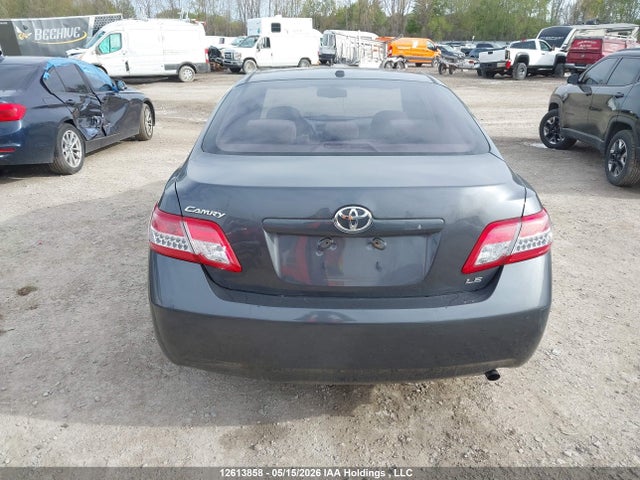 Aukcja sprzedaży 2011 Toyota Camry Se/le/xle, vin: 4T1BF3EK5BU730058, numer aukcji: 12613858