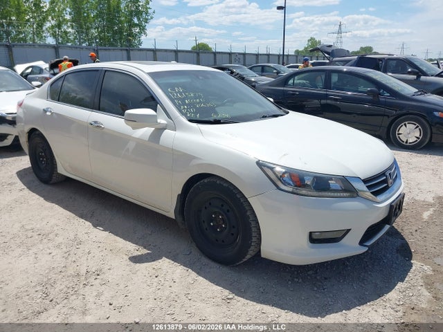 1HGCR2F8XEA806863 Honda ACCORD EXL